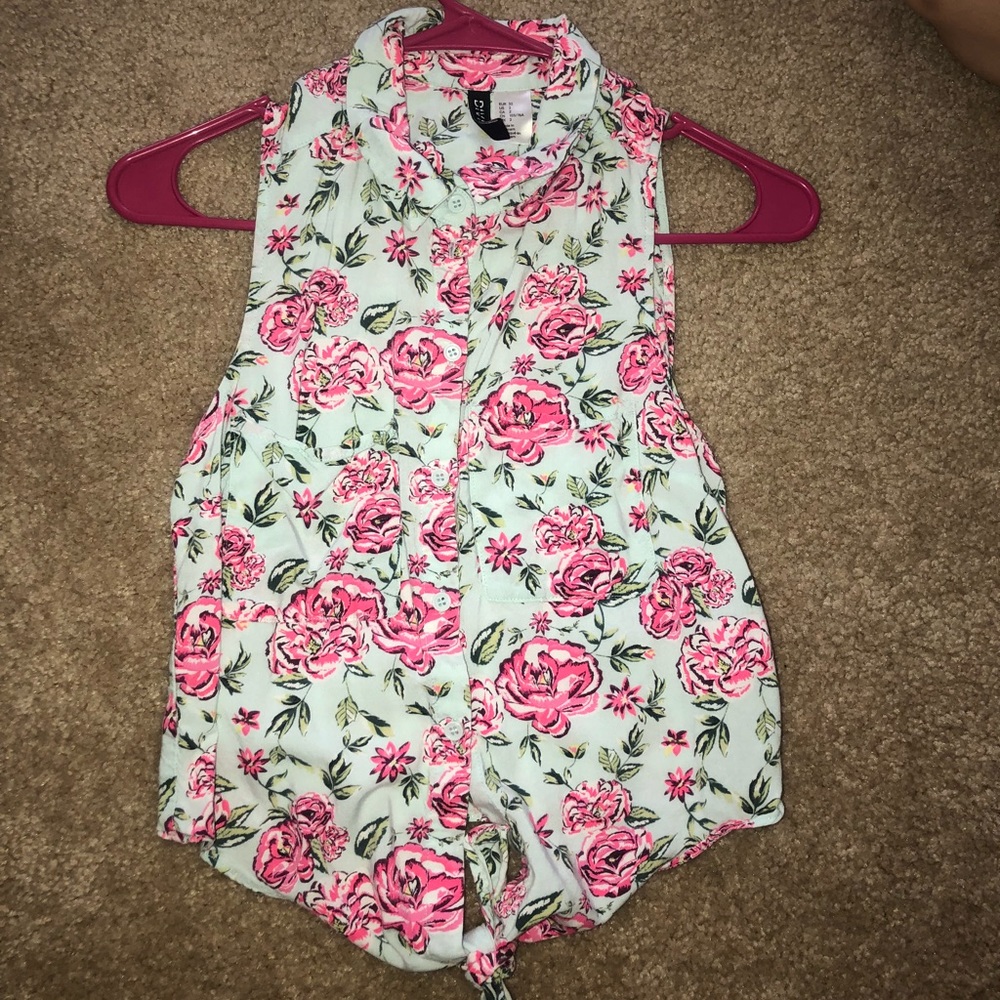 Floral ties crop top